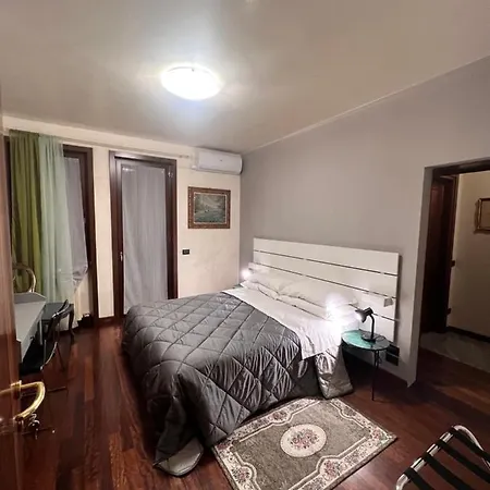 Residenza Borgo San Rocco 住宿加早餐酒店 *
