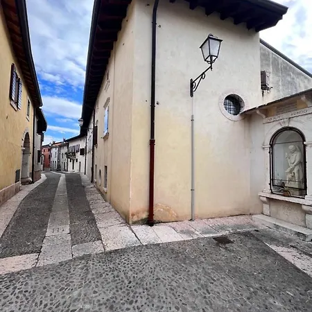 Residenza Borgo San Rocco 住宿加早餐酒店